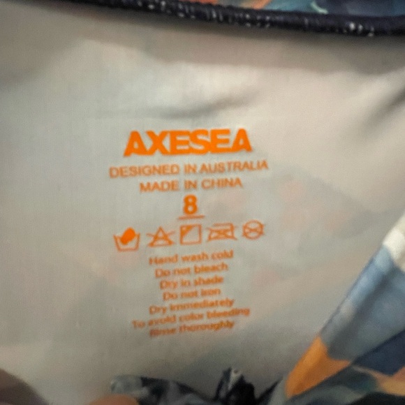 Axesea  Women’s Rashguard Long Sleeve Swimsuit - Picture 9 of 15